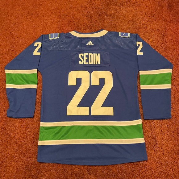Daniel Sedin Vancouver Canucks (Home) Jersey - 22 - Picture 3 of 5